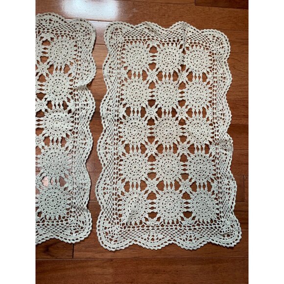 Vintage Handmade Crochet Doilies Set of 2 Rectangular 12"x20" Ivory Lace - Picture 3 of 8